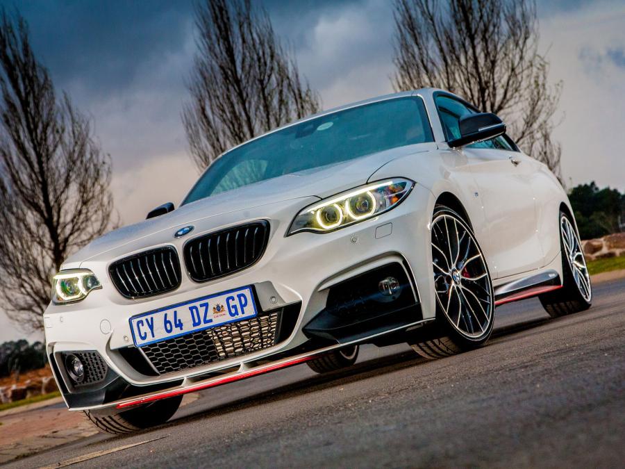  BMW M220d Coupe M Performance Accessories 2014 года  (ZA) (фото 1 из 11)